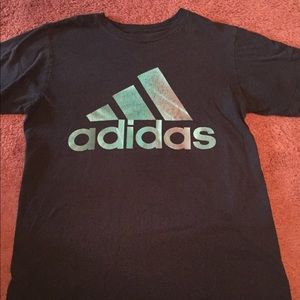 Adidas t shirt